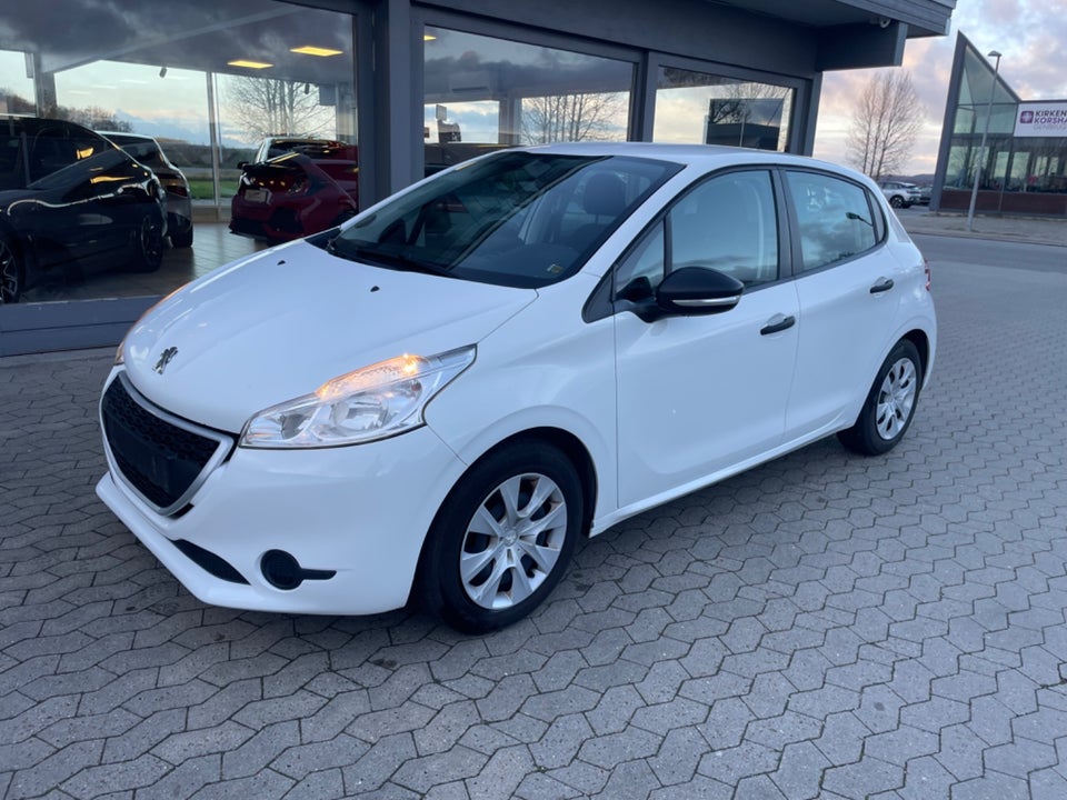 Peugeot 208 1,0 VTi Active+ 5d