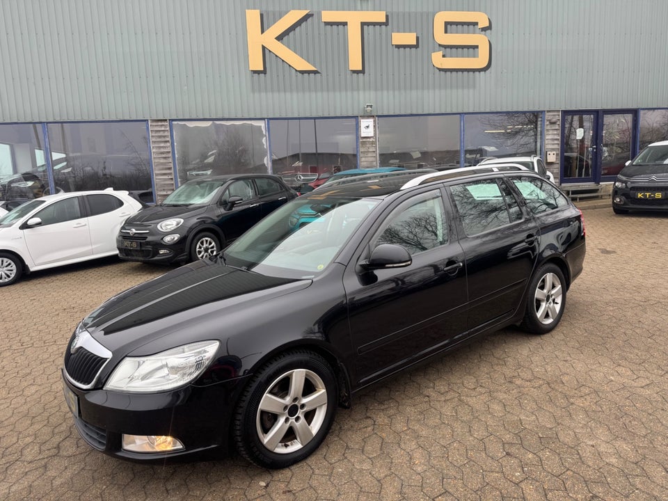 Skoda Octavia 1,4 TSi 122 Ambiente Combi 5d