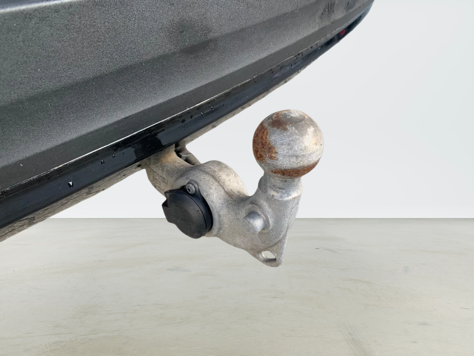 Volvo XC40 P8 ReCharge Twin R-Design 5d