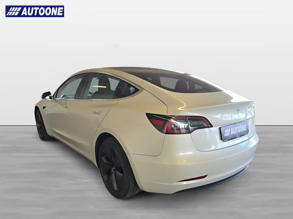 Tesla Model 3 Standard Range+ RWD 4d