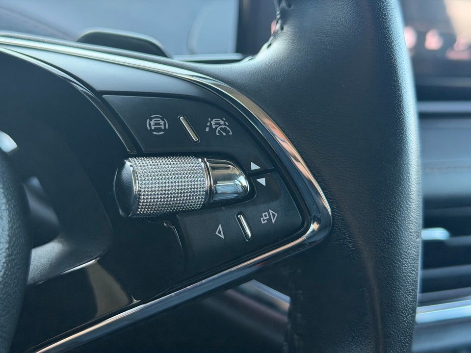 Skoda Enyaq 80 iV Suite 5d