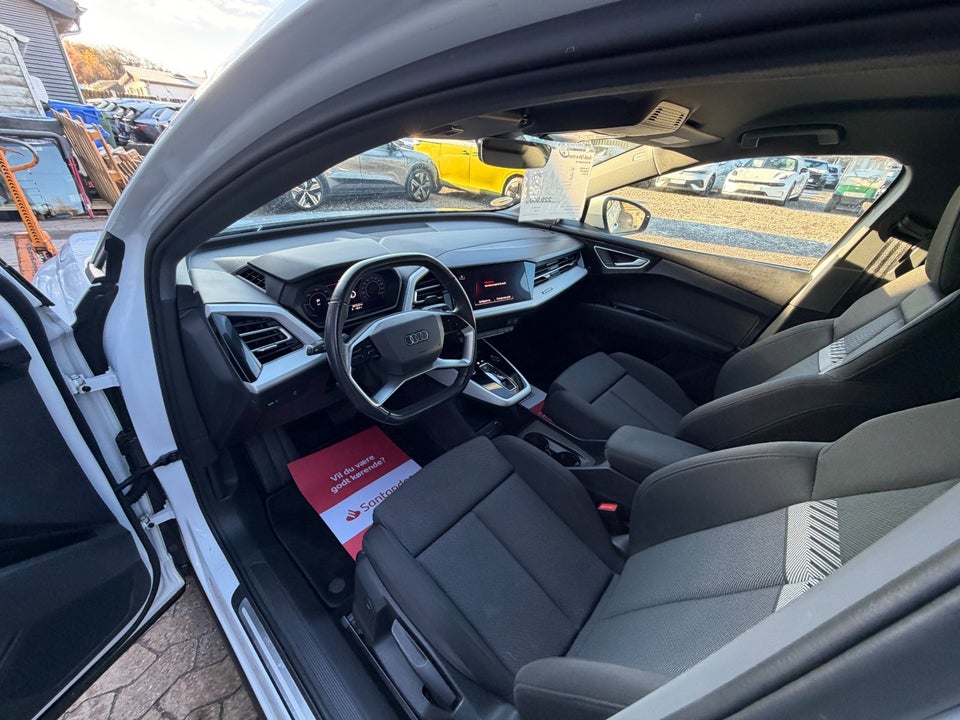 Audi Q4 e-tron 40 Advanced 5d