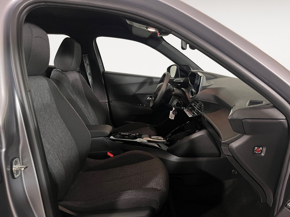 Peugeot e-2008 50 Style 5d