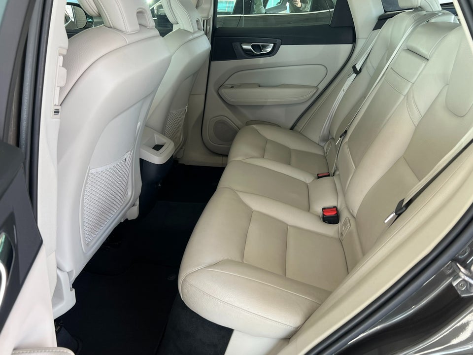 Volvo XC60 2,0 D4 190 Inscription aut. 5d