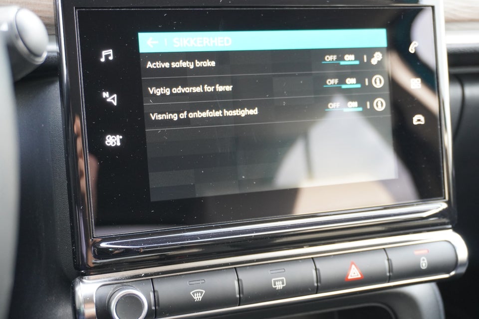 Citroën C3 1,2 PureTech 83 Shine Sport 5d