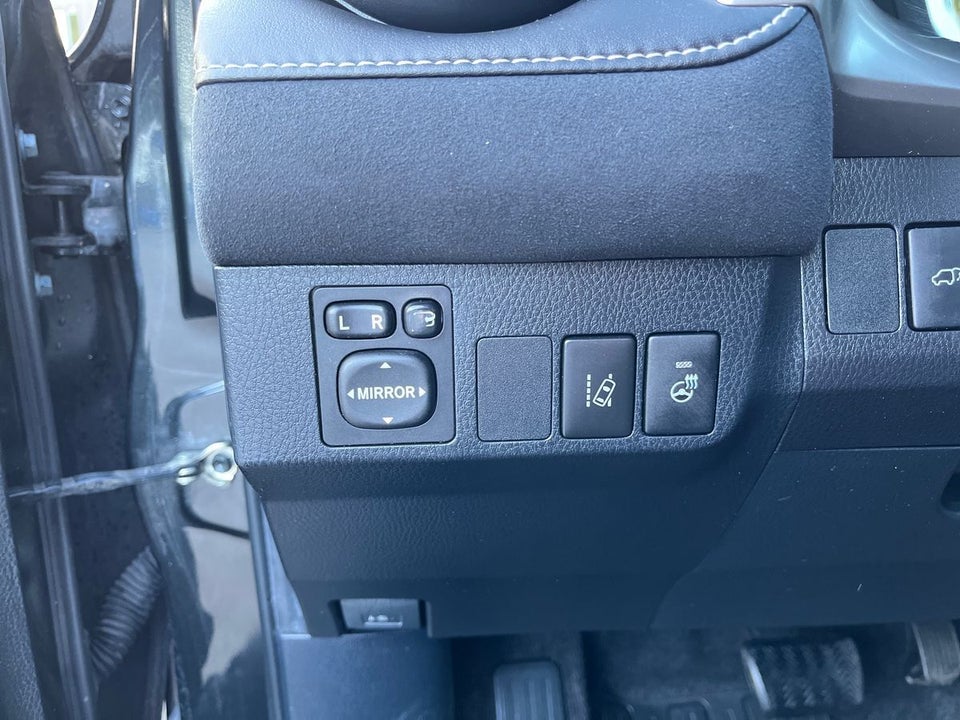 Toyota RAV4 2,5 Hybrid H3+ MDS 5d