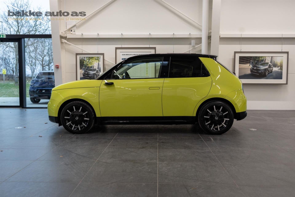 Honda e Advance 5d