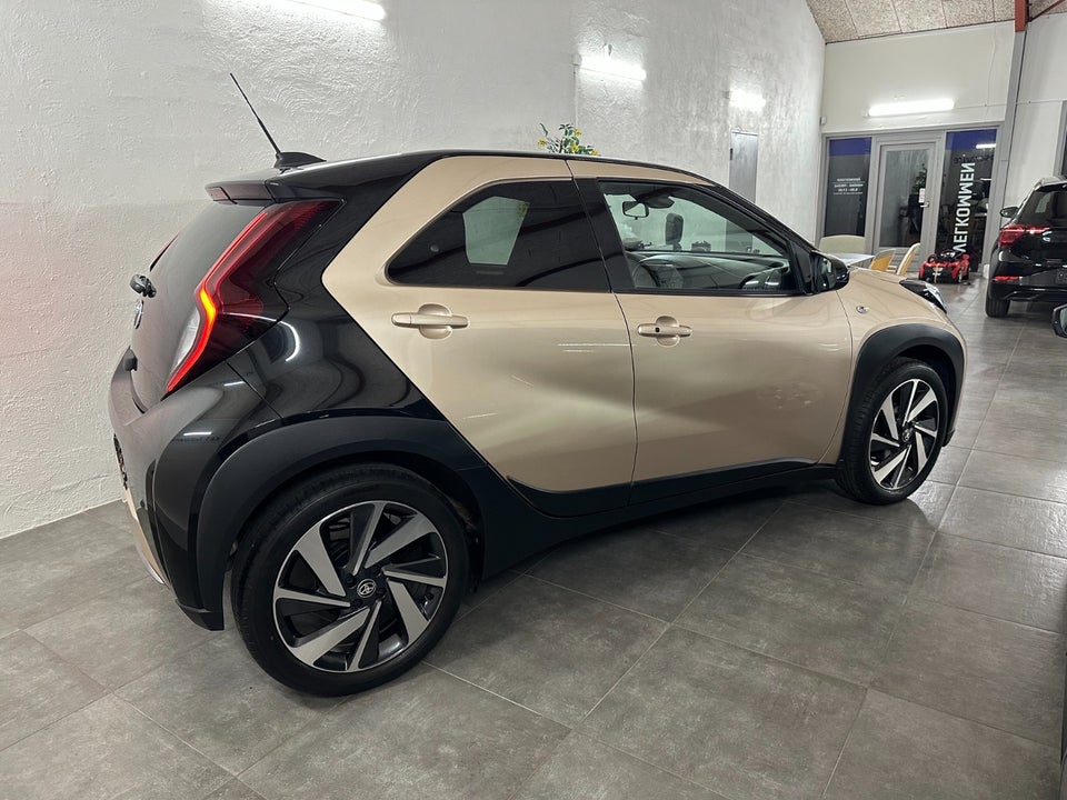 Toyota Aygo X 1,0 Envy 5d