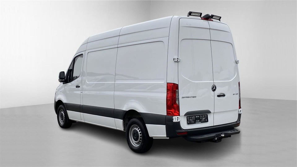 Mercedes Sprinter 317 2,0 CDi A2 Kassevogn aut. RWD