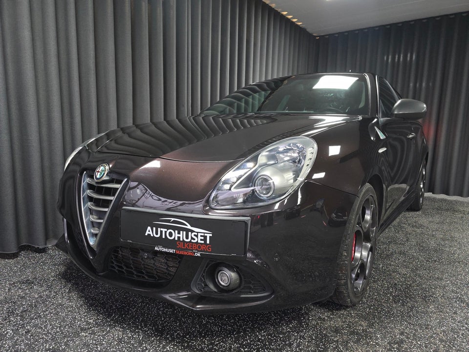 Alfa Romeo Giulietta 1,75 TBi Quadrifoglio Verde TCT 5d