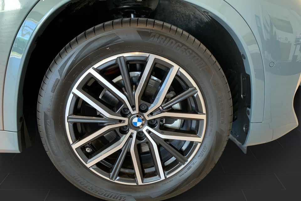 BMW iX1 eDrive20 M-Sport 5d