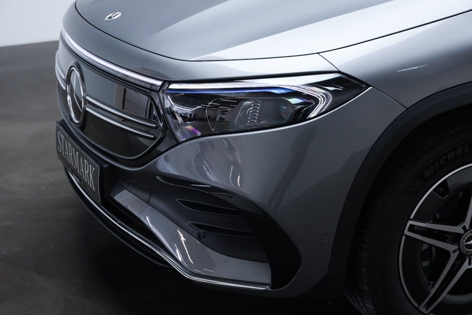 Mercedes EQA300 AMG Line 4Matic 5d