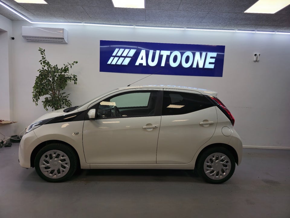 Toyota Aygo 1,0 VVT-i x-cite 5d