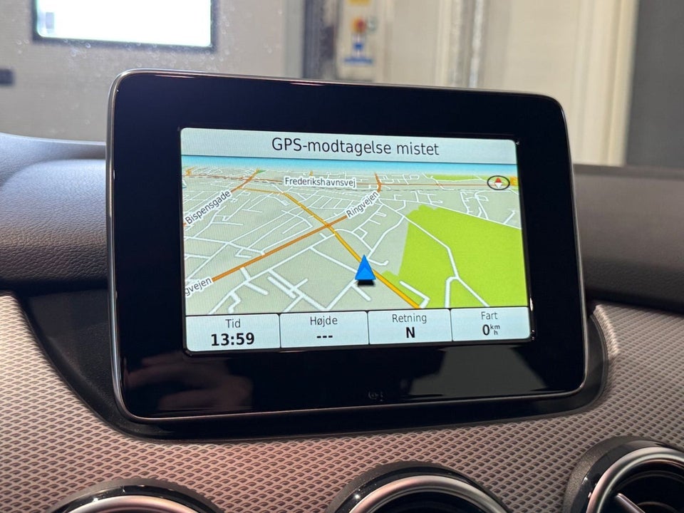 Mercedes B200 1,6 Urban aut. 5d