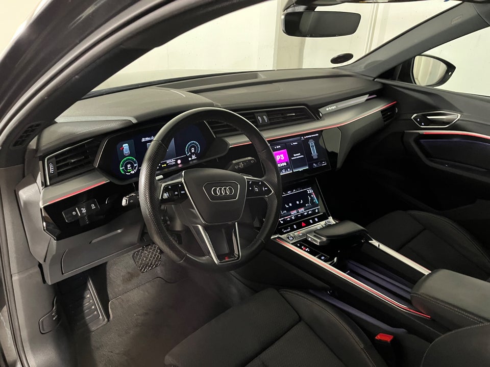 Audi e-tron 55 S-line quattro 5d