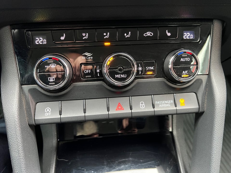 Skoda Karoq 1,6 TDi 115 Ambition+ DSG 5d