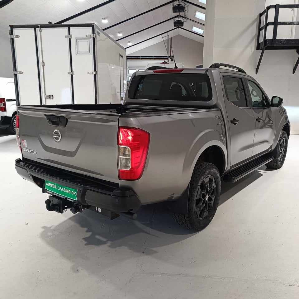 Nissan Navara 2,3 dCi 190 Db.Kab N-Guard aut. 4d