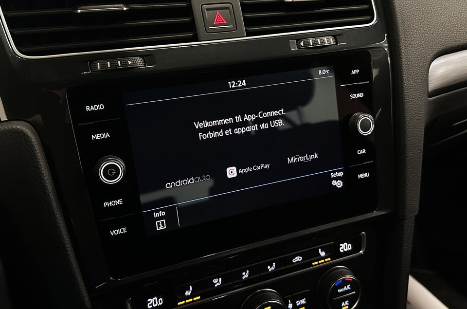 VW Golf VII 1,5 TSi 130 Comfortline Variant DSG 5d