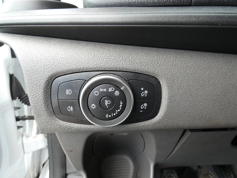 Ford Transit Custom 300L 2,0 TDCi 130 Trend