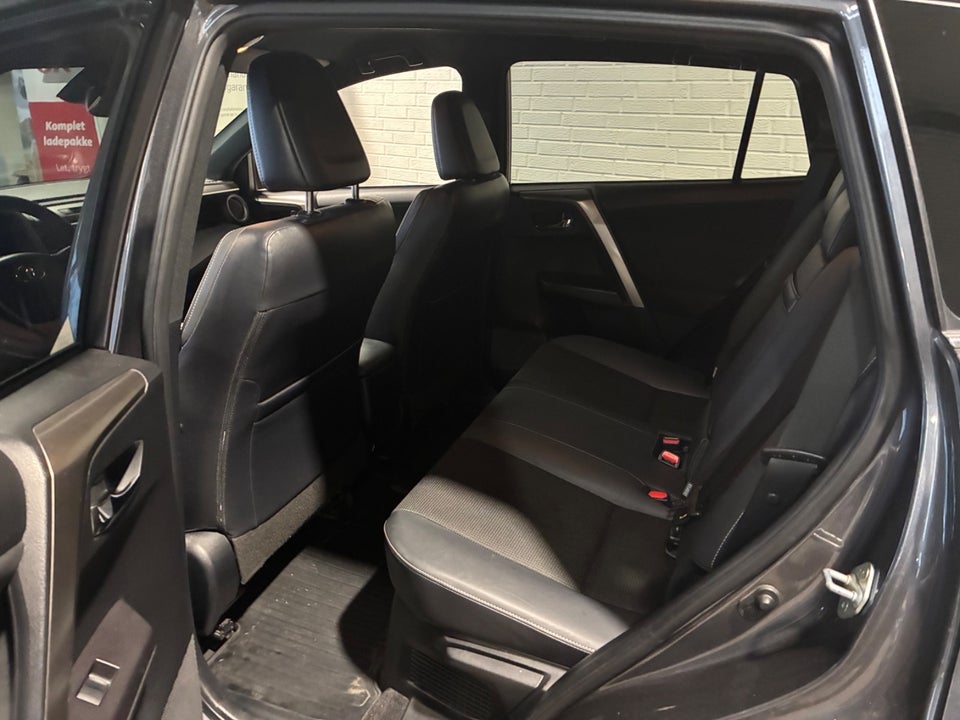 Toyota RAV4 2,5 Hybrid H3+ MDS 4x4 5d