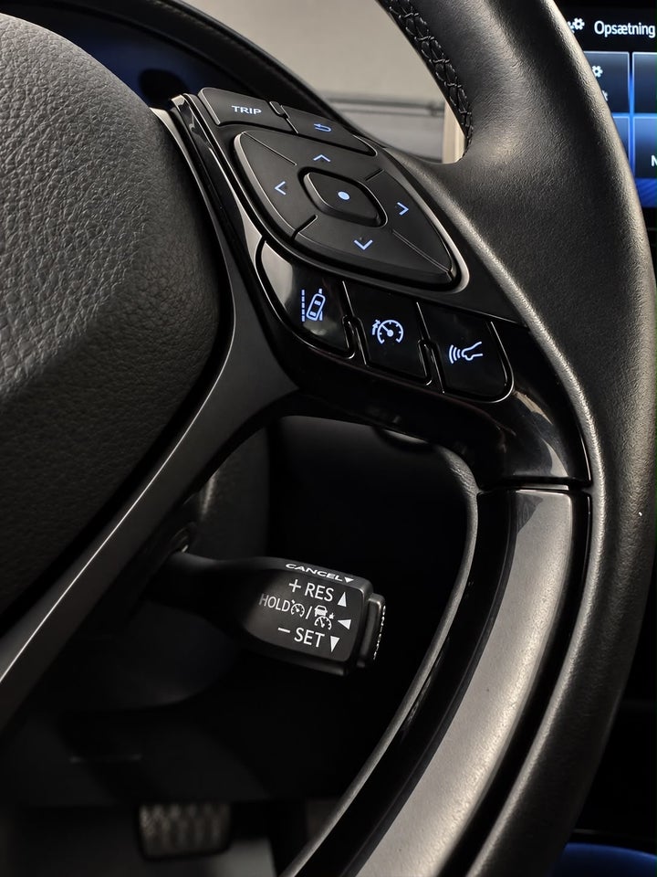 Toyota C-HR 1,8 Hybrid C-HIC CVT 5d