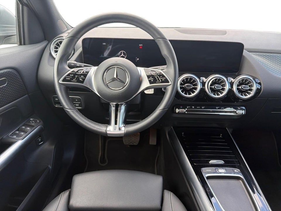 Mercedes EQA250+ Progressive 5d