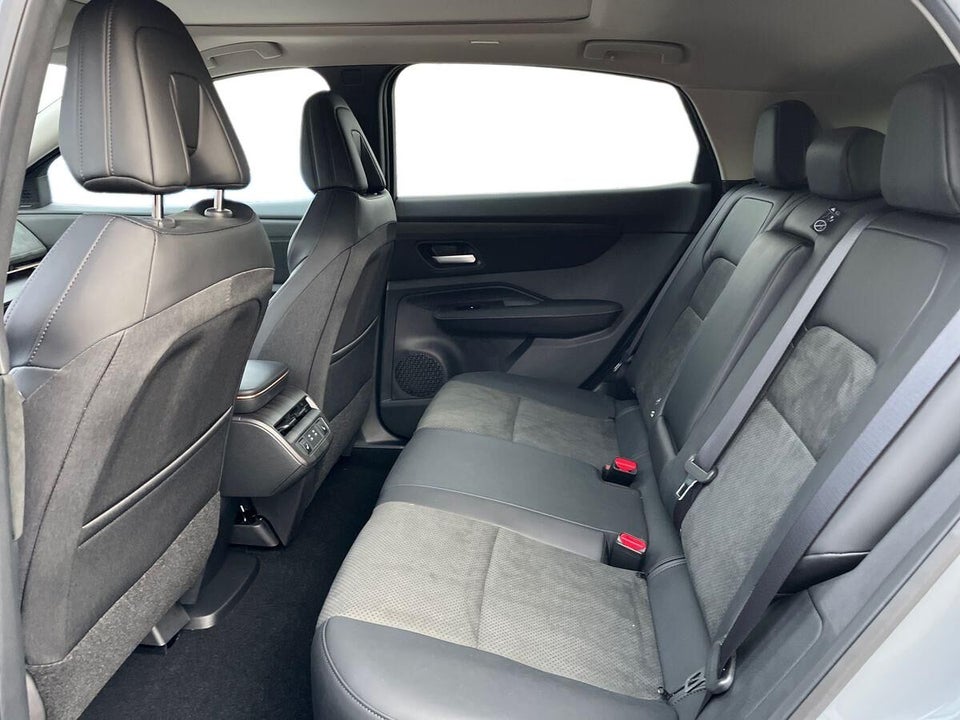 Nissan Ariya 87 Evolve 5d