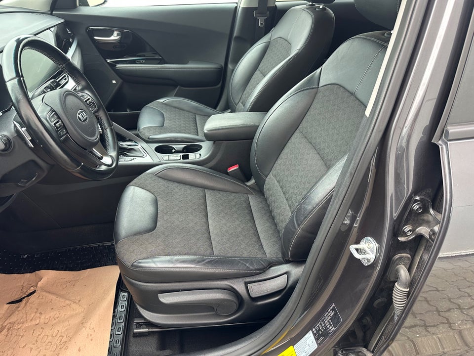 Kia Niro 1,6 PHEV Advance+ DCT 5d