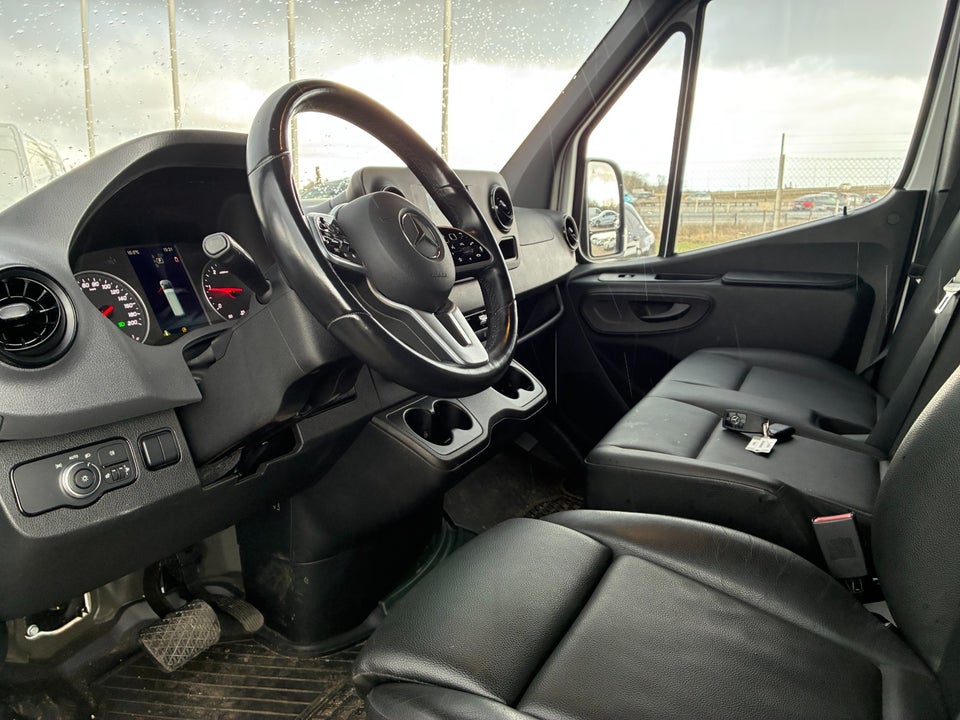 Mercedes Sprinter 317 2,0 CDi A2 Kassevogn aut. RWD