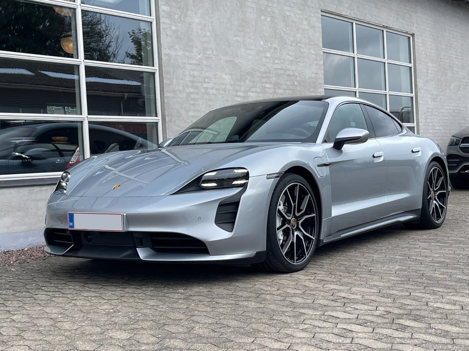 Porsche Taycan Turbo 4d