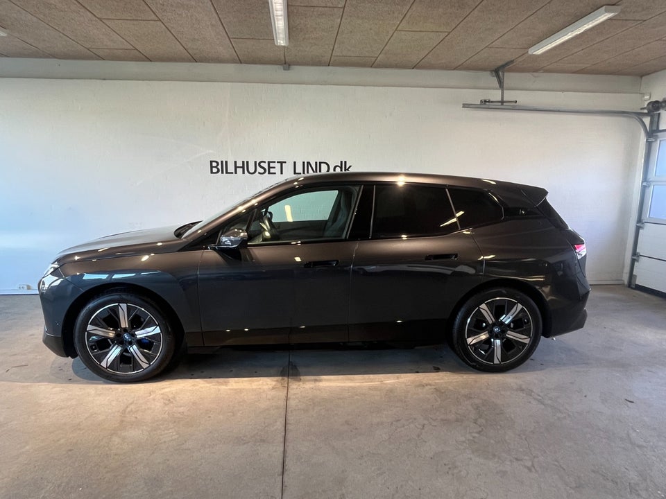 BMW iX xDrive40 Super Charged 5d