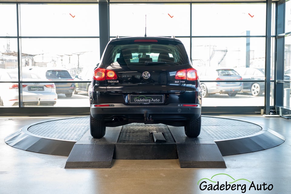 VW Tiguan 2,0 TDi 140 Sport & Style Tiptr. 4Motion 5d