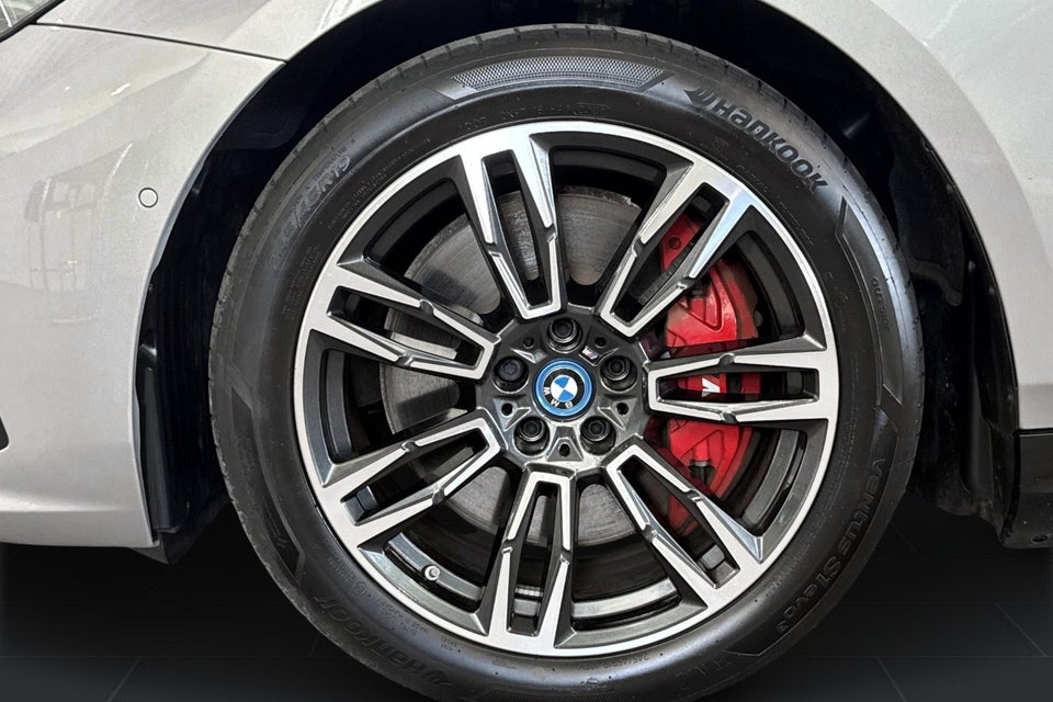 BMW i5 eDrive40 Fully Charged M-Sport 4d