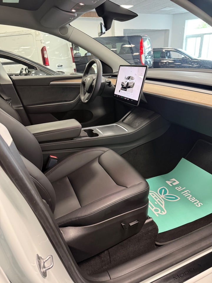 Tesla Model Y Performance AWD 5d