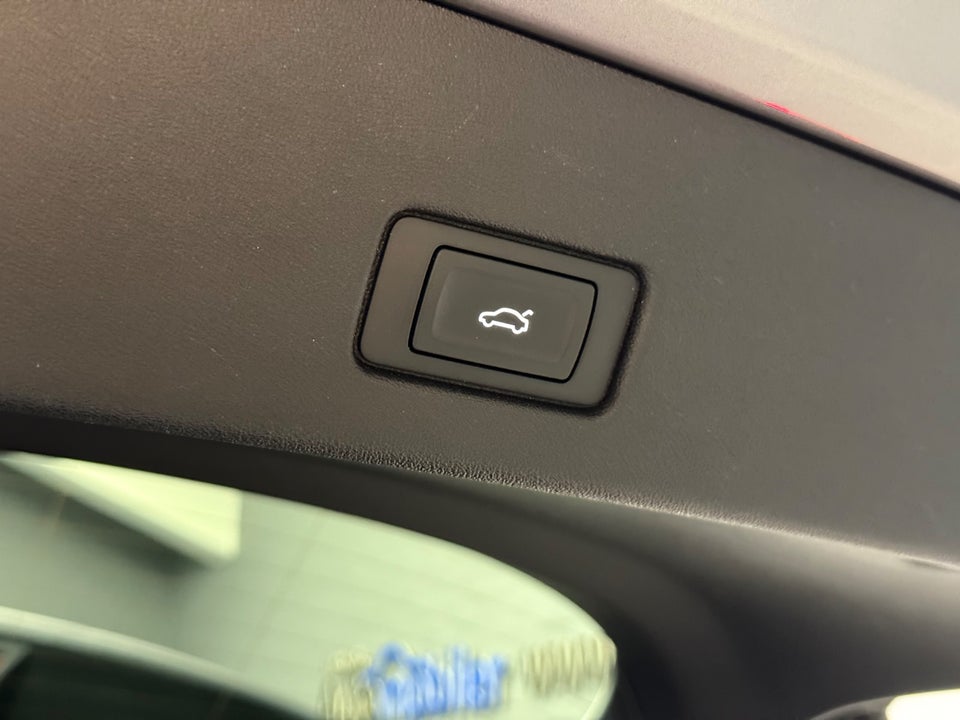 Audi Q4 e-tron 40 S-line 5d