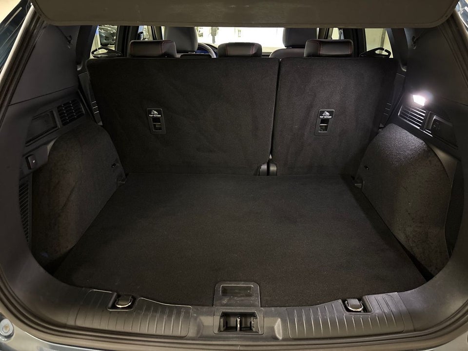 Ford Kuga 2,5 PHEV ST-Line X CVT 5d