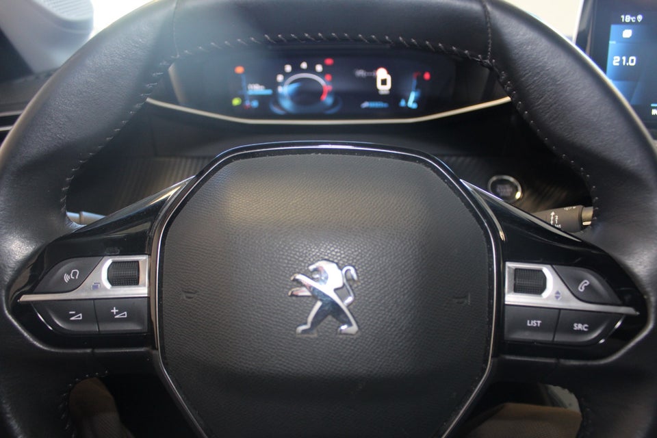 Peugeot 208 1,2 PureTech 100 Platin Sport 5d