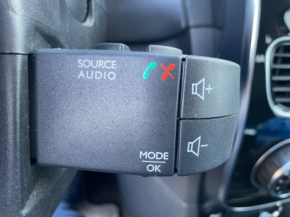 Renault Clio IV 0,9 TCe 90 Limited Sport Tourer 5d