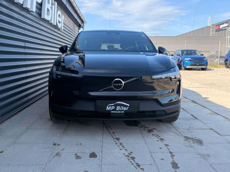 Volvo EX30 Twin Performance Plus 5d