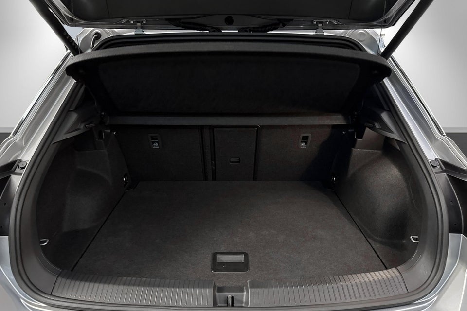 VW T-Roc 1,5 TSi 150 R-line DSG 5d