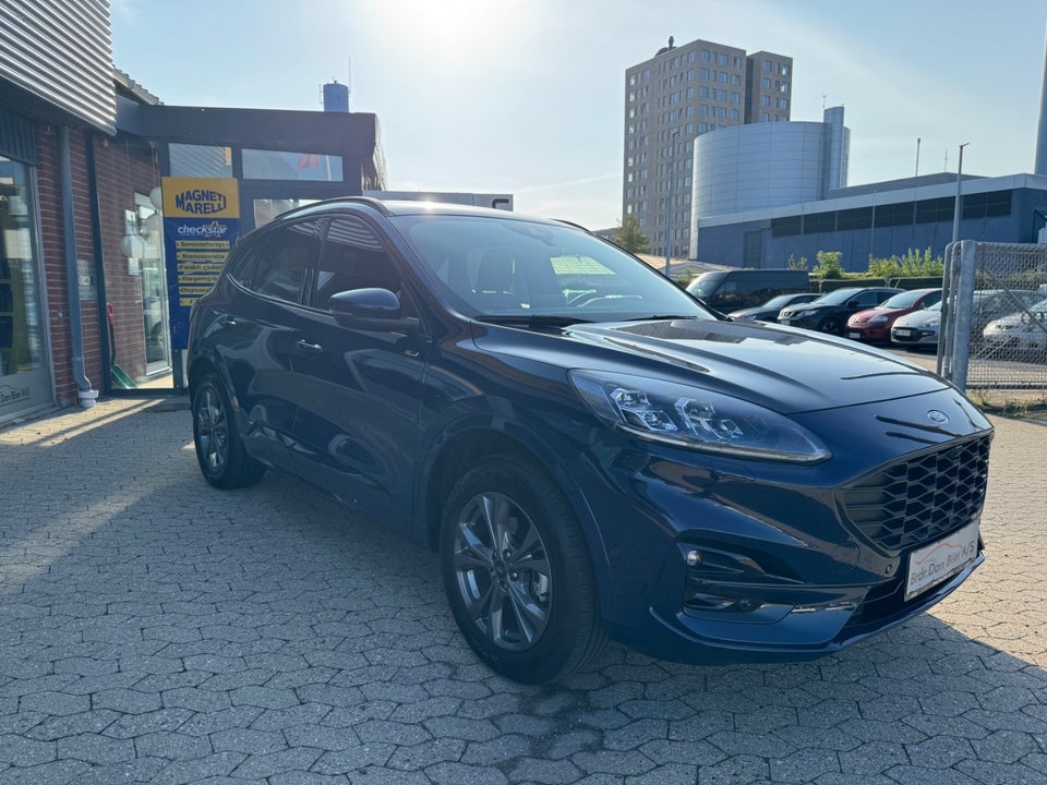 Ford Kuga 2,5 PHEV ST-Line X CVT 5d