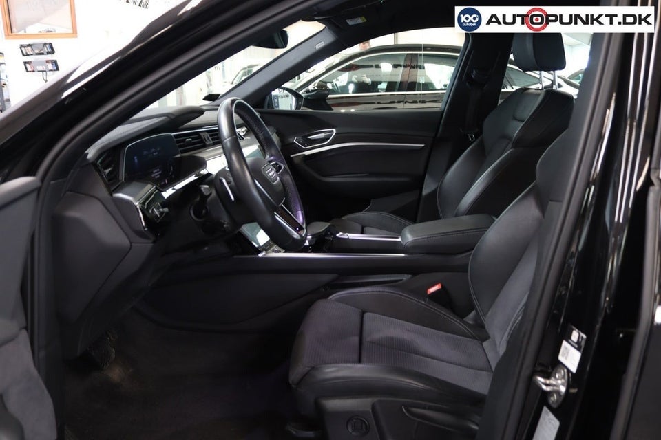 Audi e-tron 55 S-line Sportback quattro 5d