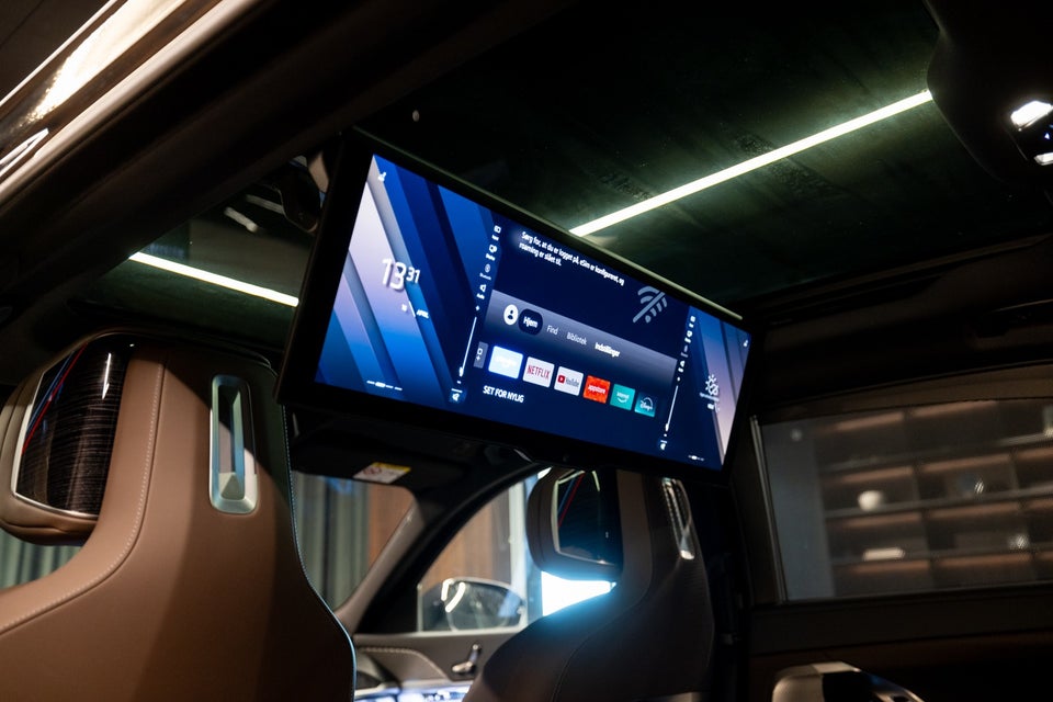 BMW i7 eDrive50 M-Sport 4d