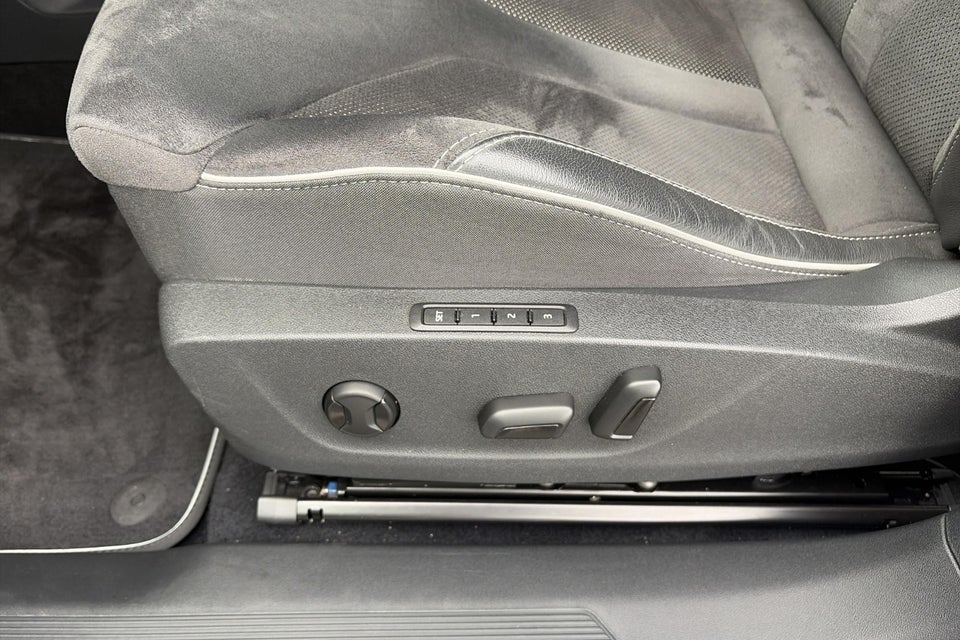 Skoda Enyaq 60 iV Sportline 5d