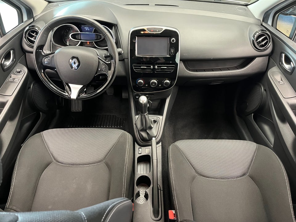 Renault Clio IV 1,5 dCi 75 Expression Sport Tourer 5d