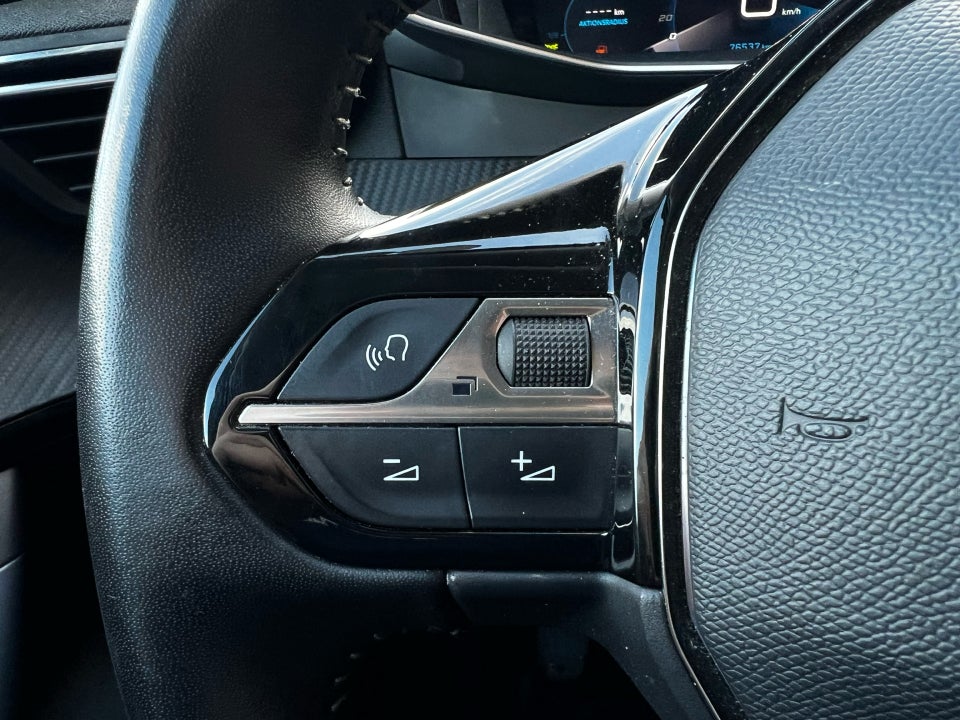 Peugeot 2008 1,5 BlueHDi 100 Edition:210+ 5d