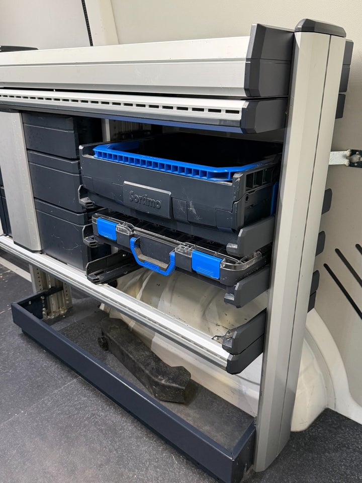 VW Transporter 2,0 TDi 150 Kassevogn DSG kort