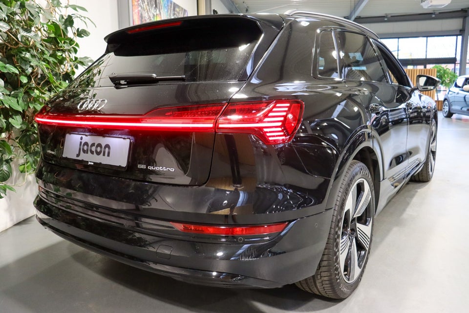 Audi e-tron 55 Advanced quattro 5d