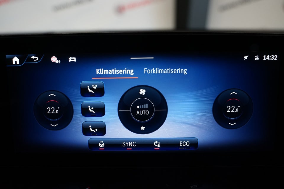 Mercedes EQB250+ AMG Line Van 5d