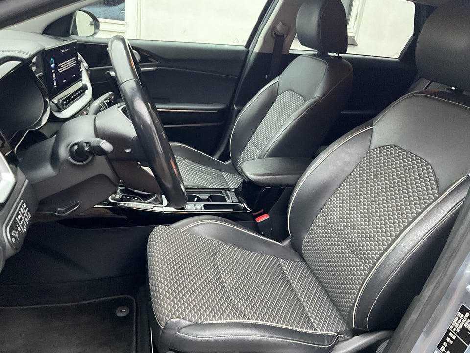 Kia Ceed 1,6 PHEV Upgrade SW DCT 5d